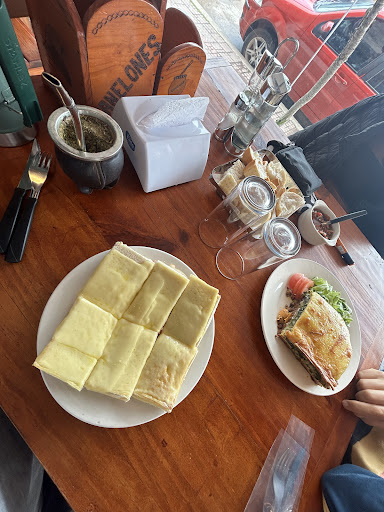 Rico y sbundante